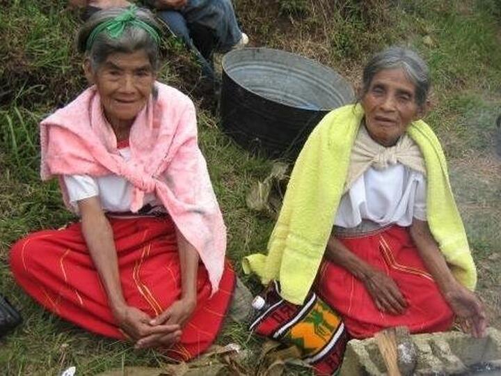 mujeres mujeres